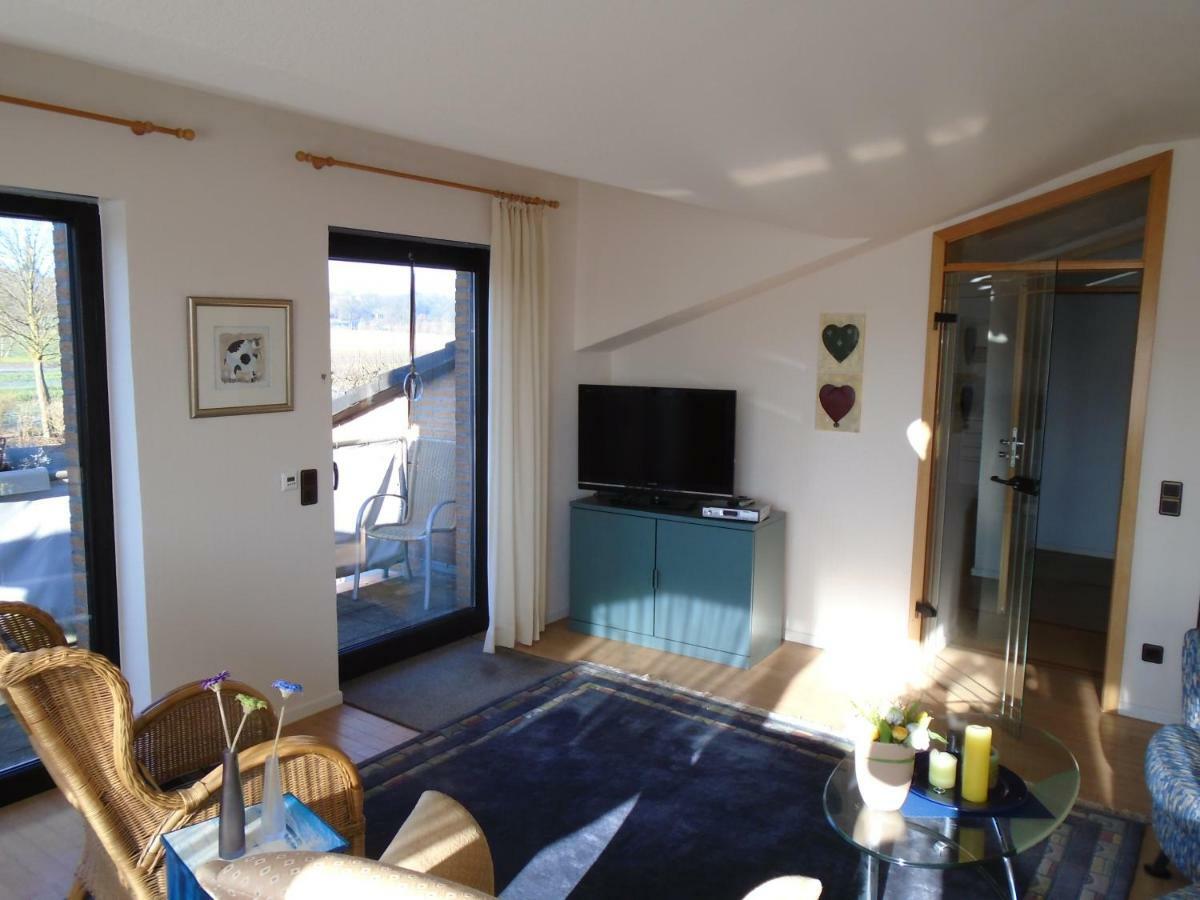 Bergblick Apartment Людингхаузен Екстериор снимка